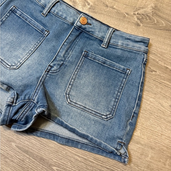 •SO• HIGH RISE SHORTIE - Picture 2 of 7